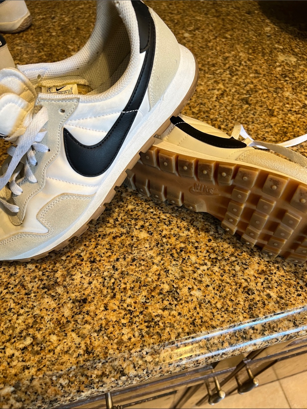 Nike  7.5 White, Black and Gum Retro Runner Sneakers